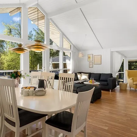 Gustina - 1-2km From The Sea By Interhome Saltum