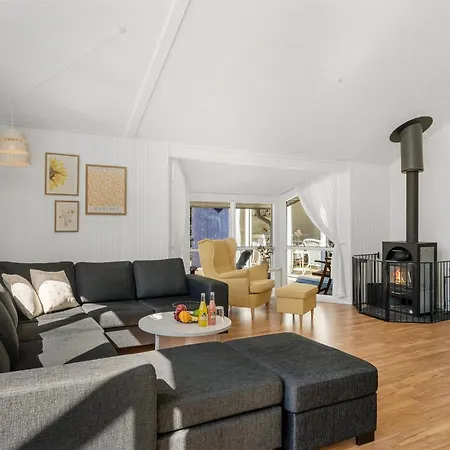 Feriehus Gustina - 1-2km From The Sea By Interhome